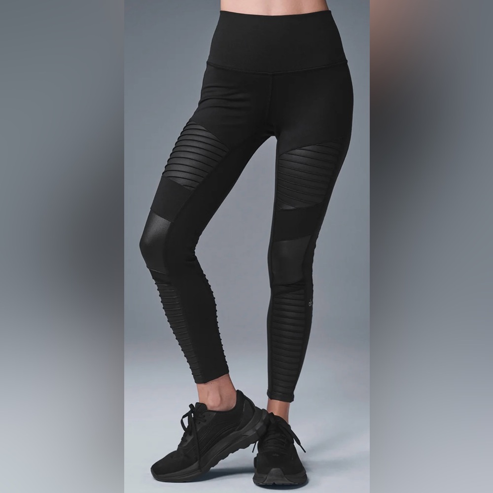 ALO Yoga Black High-Waist Moto Legging - L